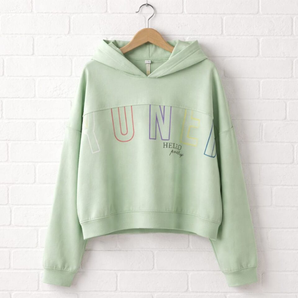 Kız Çocuk Yeşil Kapüşonlu Sweatshirt – Yazı Baskılı Hoodie Model