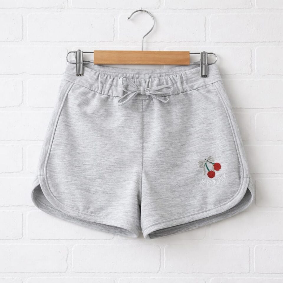Kız Çocuk Gri Kiraz Nakışlı Spor Şort