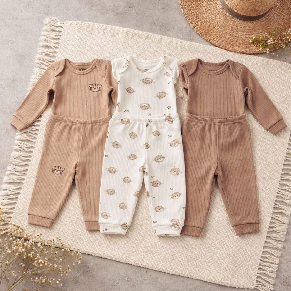 Pamuklu 3’lü Kaplan Desenli Bebek Seti – Body & Pantolon Takım