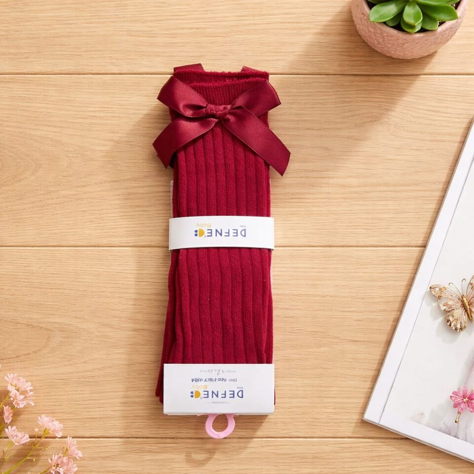 Pamuklu Diz Üstü Çorap – Bordo & Siyah