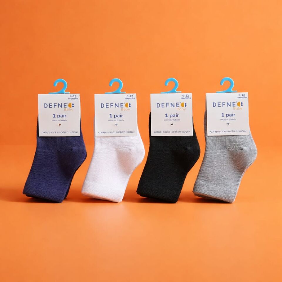 Basic Düz Çorap 4’lü Set – Kız & Erkek Çocuk